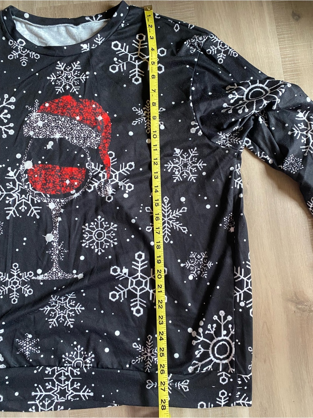Unbranded Women’s Holiday Top - Picture 5 of 5